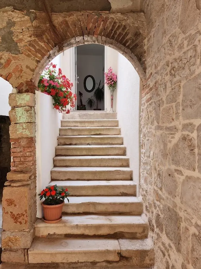 Kamena Kuca Pandorovica Appartement Kali 0*,  Kroatië