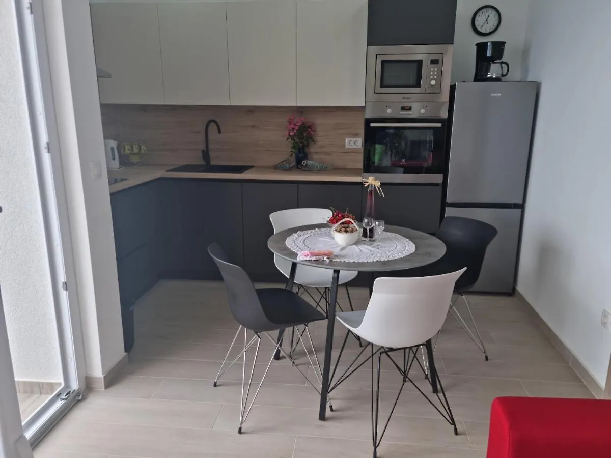 Kamena Kuca Pandorovica Appartement Kali