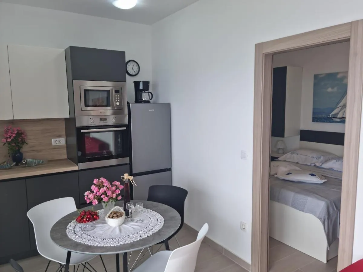 Kamena Kuca Pandorovica Appartement Kali