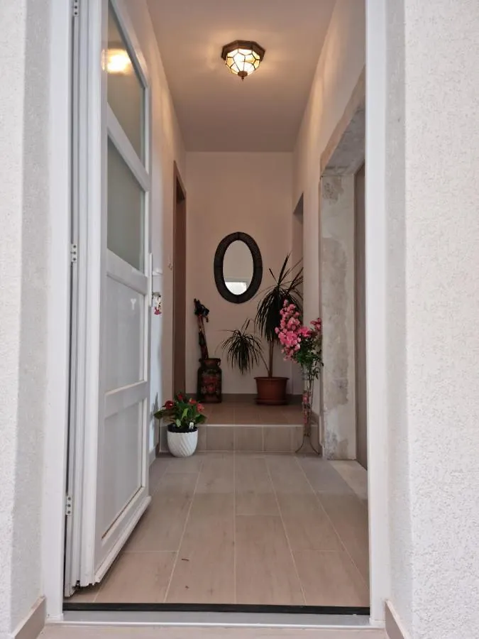 Kamena Kuca Pandorovica Apartment Kali